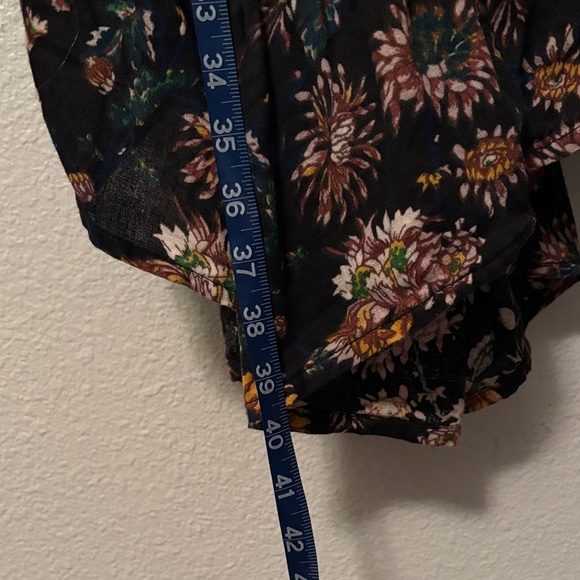 NATURAL LIFE Asymmetrical Skirt - Black with Sunflower Floral - Picture 6 of 10